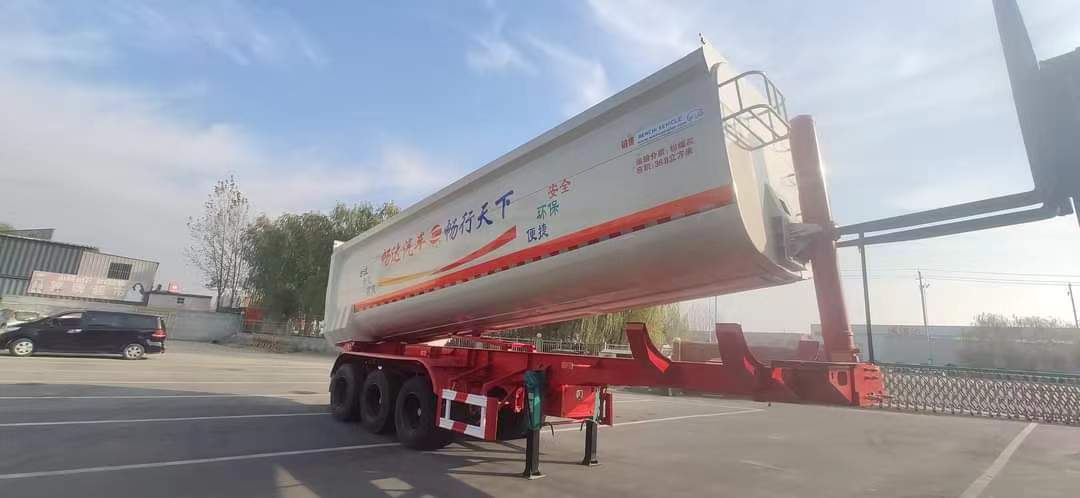 Dump semi-trailers ordered by Ukrainian customers to transport grain
