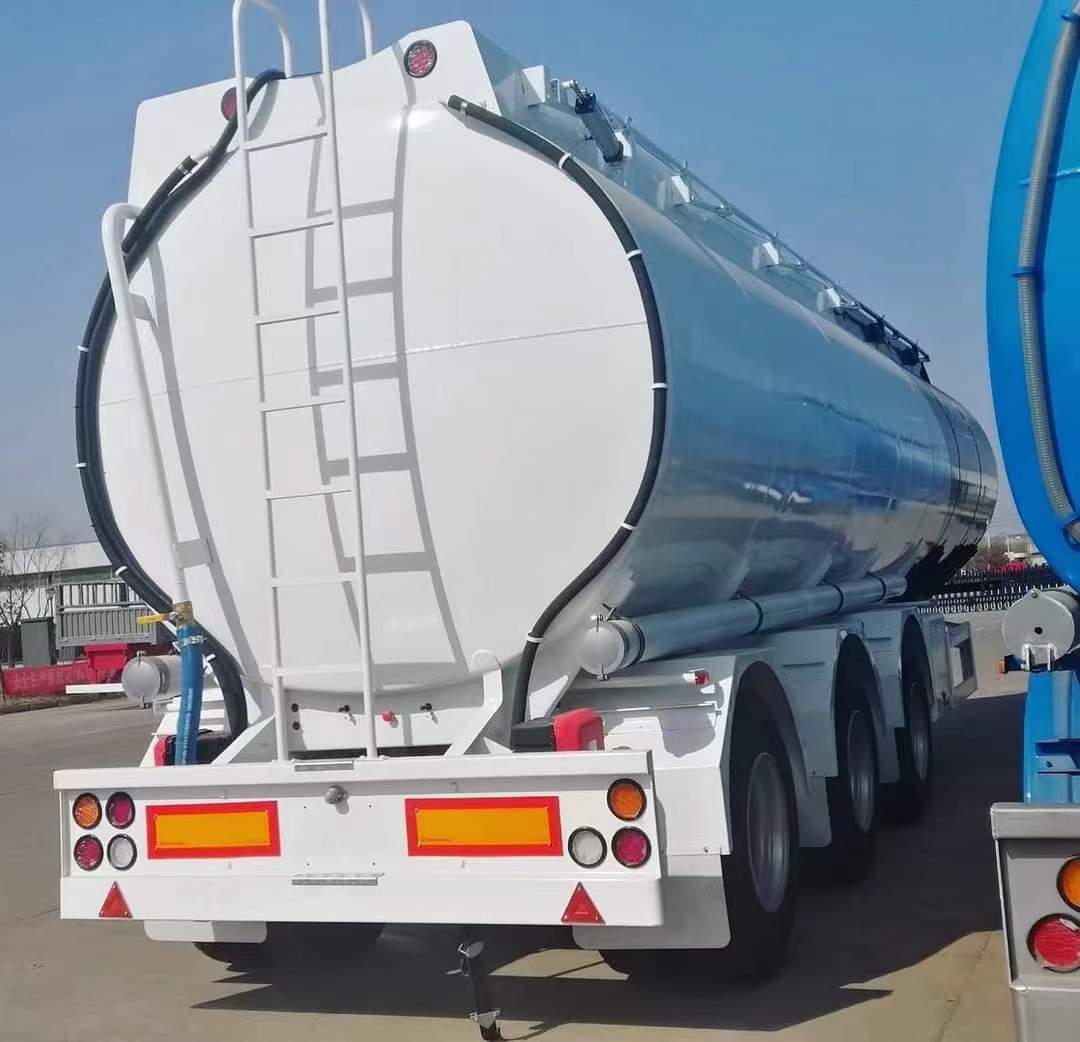 9.35m medium density powder material transportation semi-trailer
