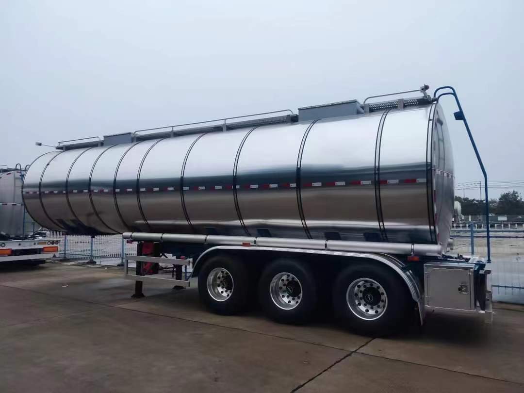 Oil tank semi-trailer ordered by Kyrgyzstan customer