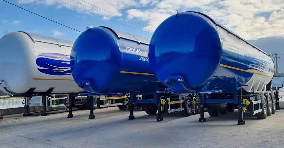 41.8 cubic meters ordinary liquid transport semi-trailer