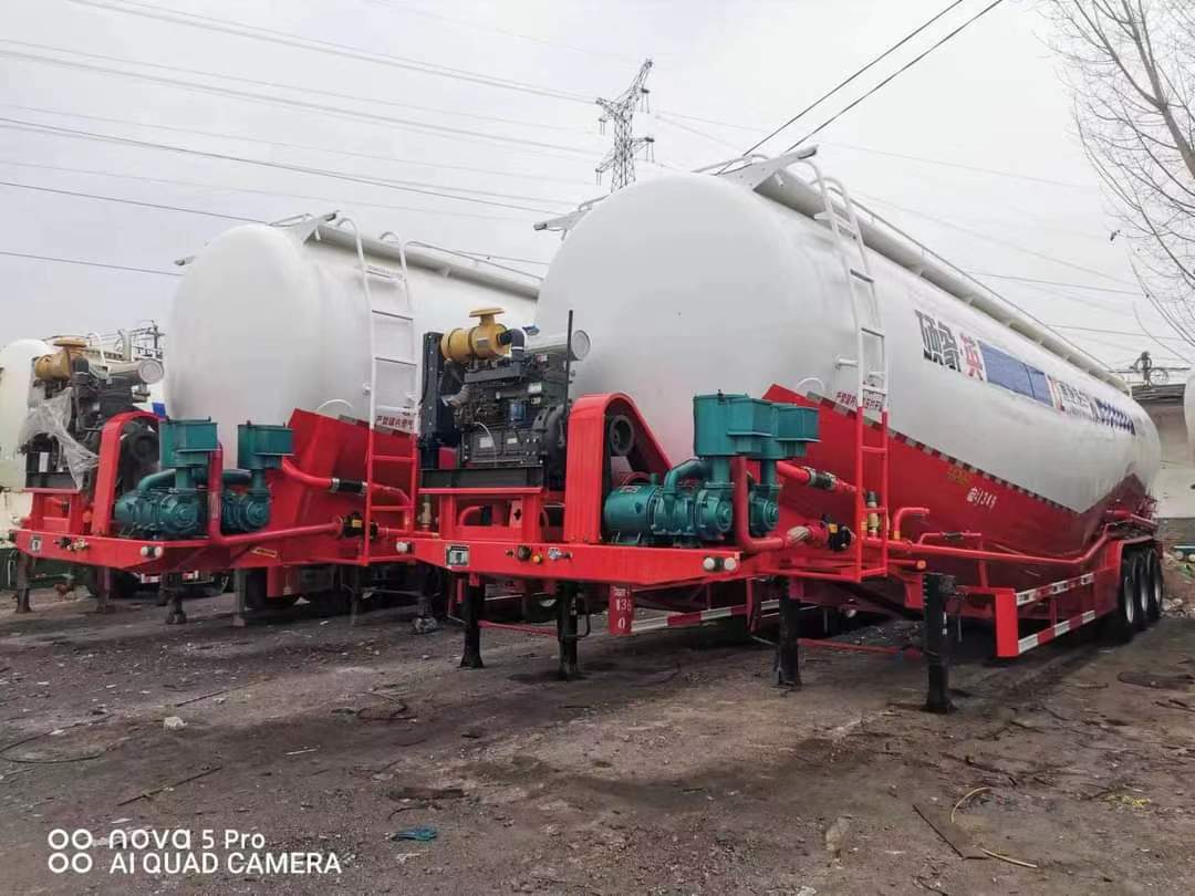 40.5m3 medium density powder material transportation semi-trailer