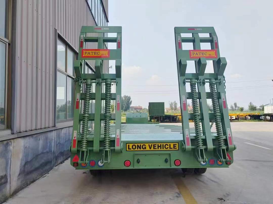 13-meter gooseneck flatbed transport semi-trailer