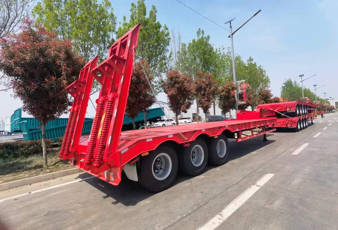Mechanical transport low-bed semi-trailer ordered by Egyptian customer